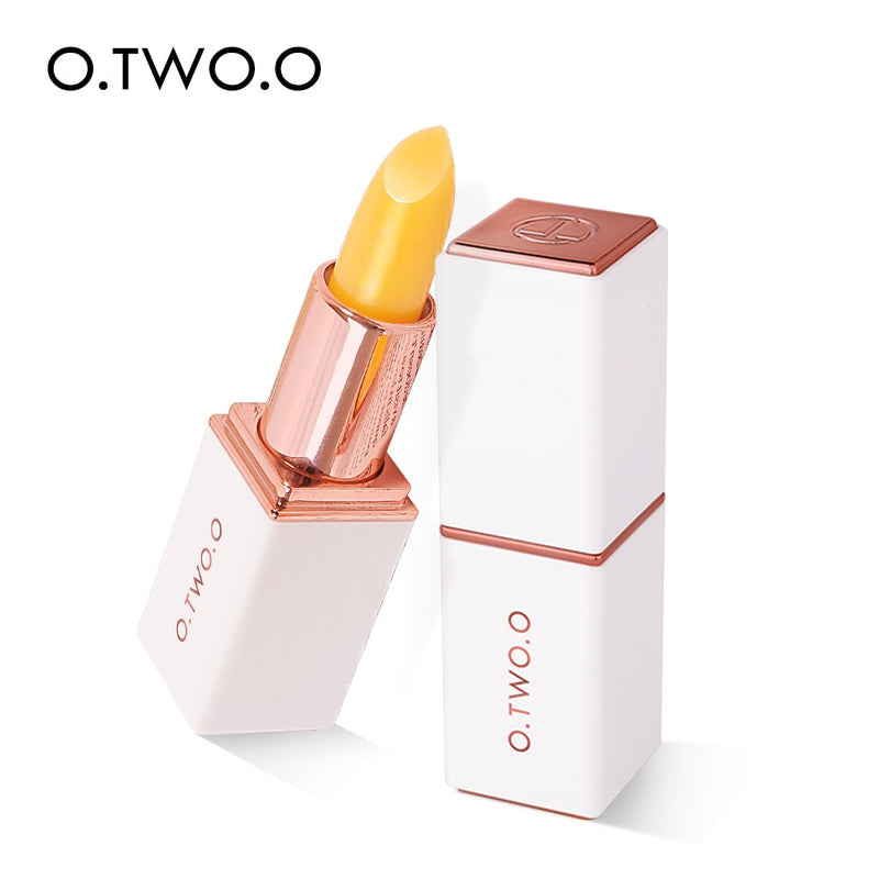 O.TWO.O Lip Balm Moisturizing Lipstick 