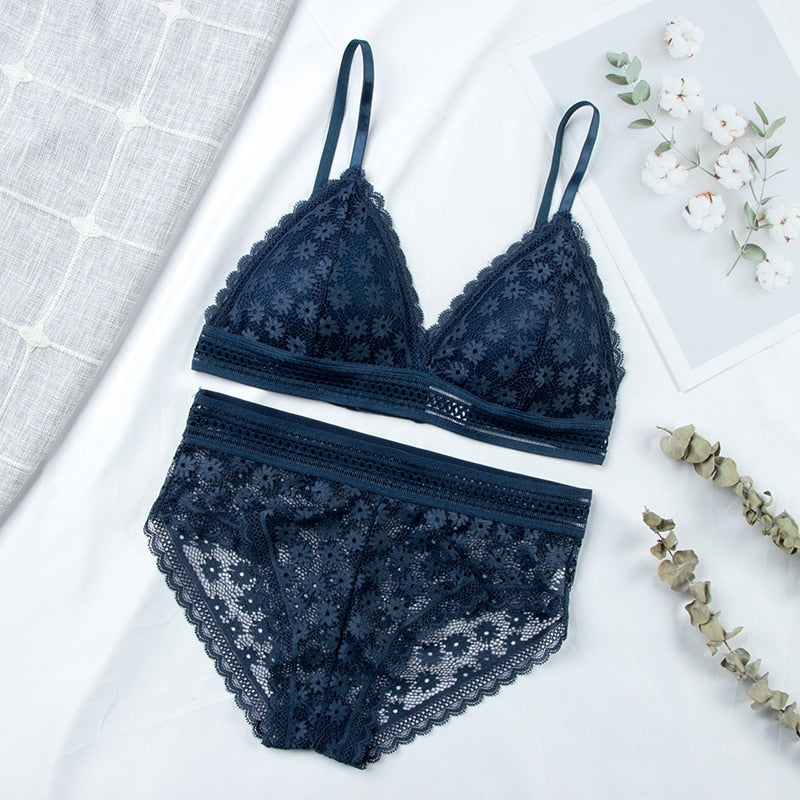 Fancy Lace Lingerie Set 