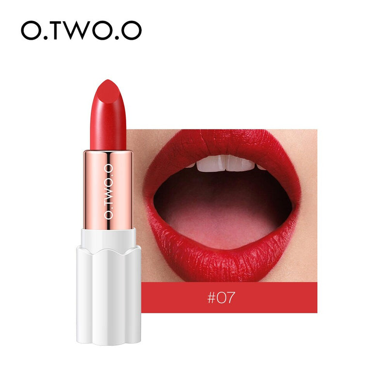 O.TWO.O Long Lasting Velvet Lipstick