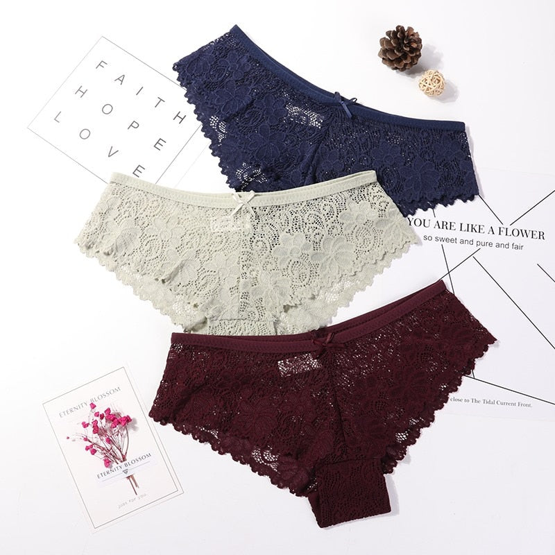 Sexy Lace Panties - 3-piece set 