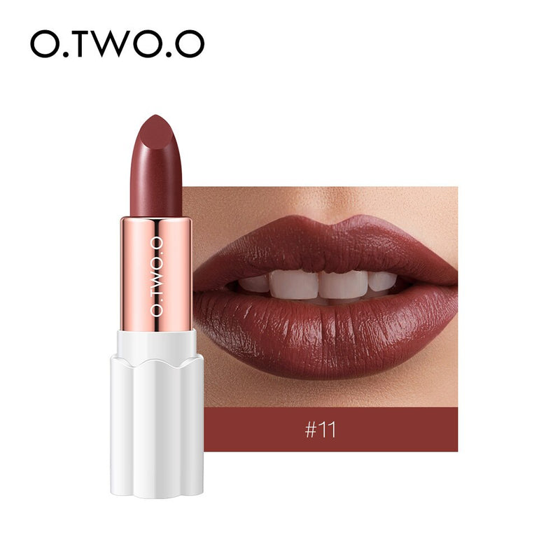 O.TWO.O Long Lasting Velvet Lipstick