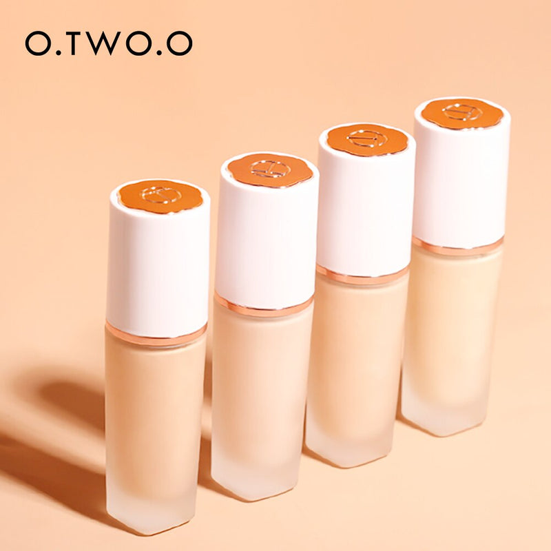 O.TWO.O Long Lasting Liquid Foundation 