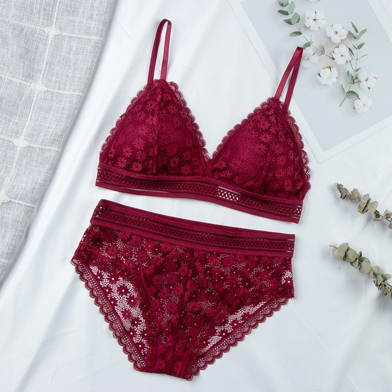 Fancy Lace Lingerie Set 