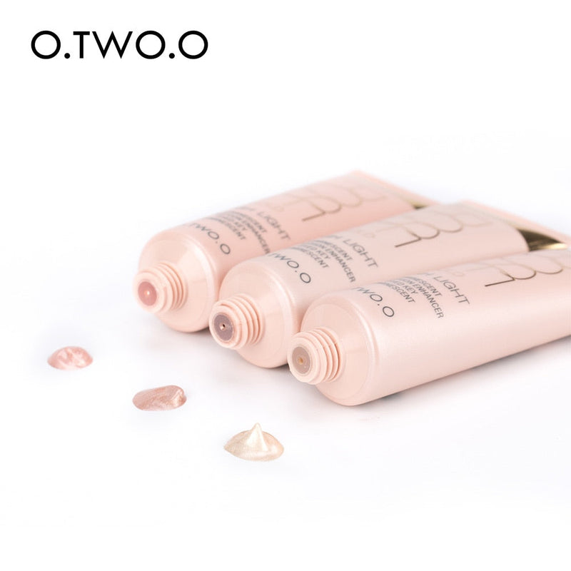 O.TWO.O Facial Illuminator Cream